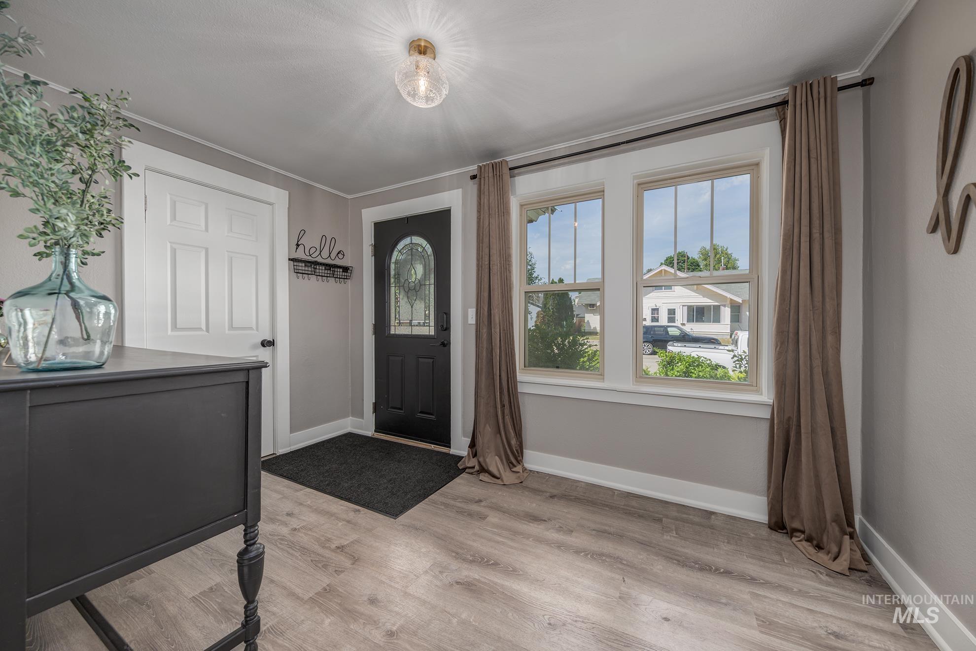 339 W Idaho, Weiser, Idaho 83672, 4 Bedrooms, 2 Bathrooms, Residential For Sale, Price $365,000,MLS 98985985