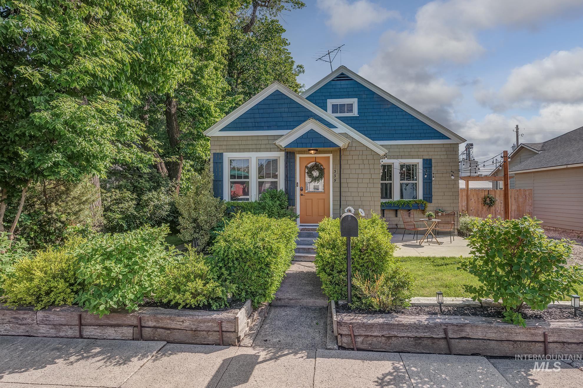339 W Idaho, Weiser, Idaho 83672, 4 Bedrooms, 2 Bathrooms, Residential For Sale, Price $365,000,MLS 98985985
