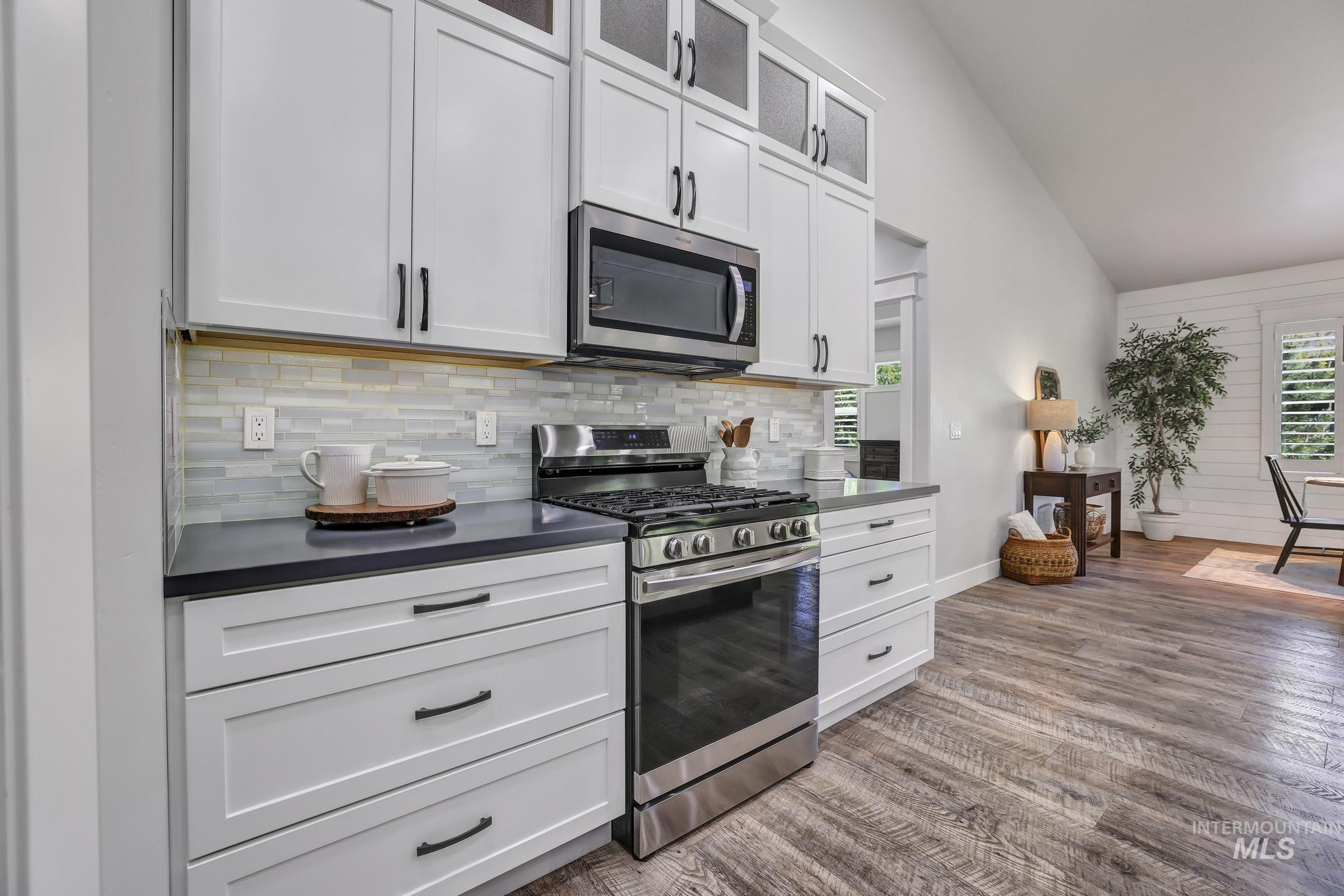 1937 Tamarack Loop, Twin Falls, Idaho 83301, 4 Bedrooms, 2 Bathrooms, Residential For Sale, Price $634,900,MLS 98985988
