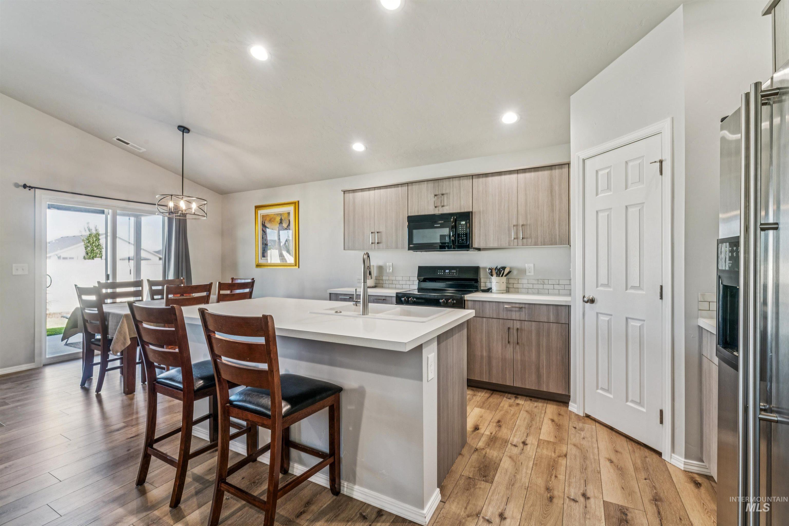 12754 Dovekie St, Nampa, Idaho 83651, 3 Bedrooms, 2 Bathrooms, Residential For Sale, Price $399,000,MLS 98985989