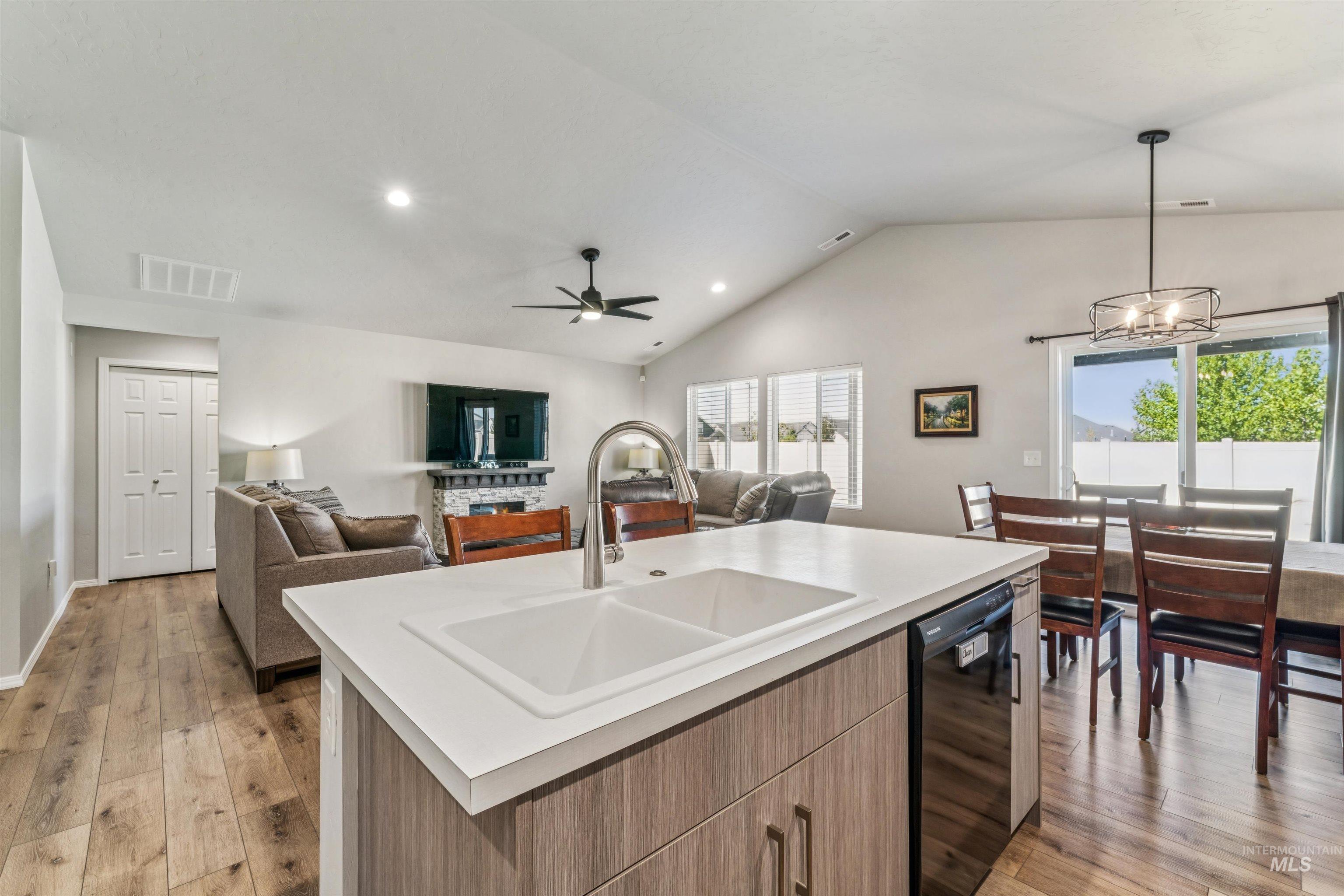 12754 Dovekie St, Nampa, Idaho 83651, 3 Bedrooms, 2 Bathrooms, Residential For Sale, Price $399,000,MLS 98985989