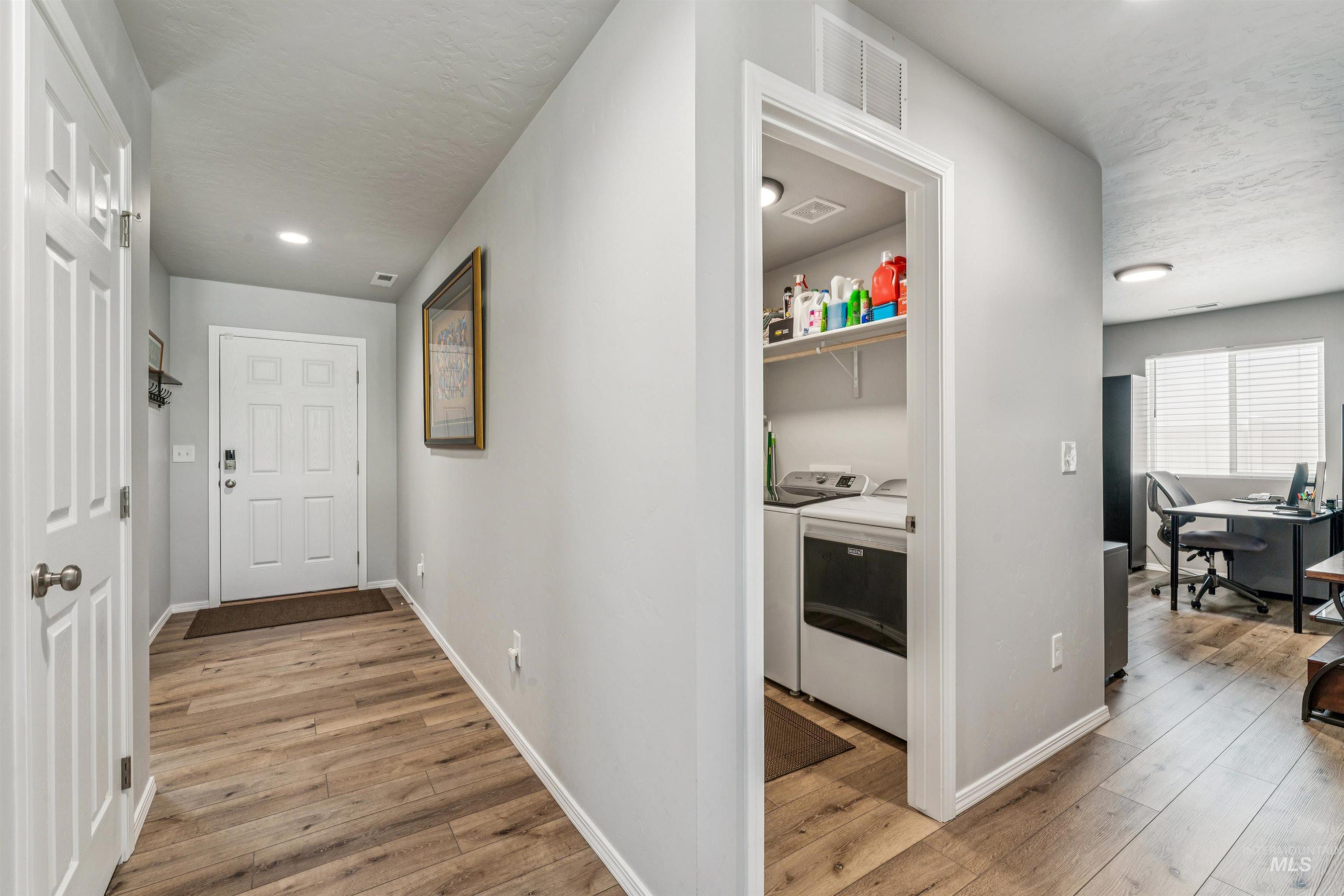 12754 Dovekie St, Nampa, Idaho 83651, 3 Bedrooms, 2 Bathrooms, Residential For Sale, Price $399,000,MLS 98985989