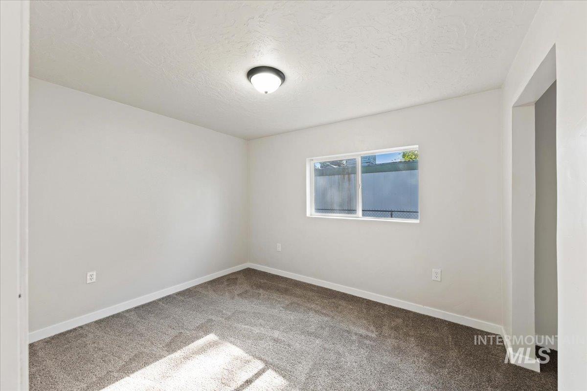 4705 W Freemont, Boise, Idaho 83706, 2 Bedrooms, 1 Bathroom, Residential For Sale, Price $150,000,MLS 98985990
