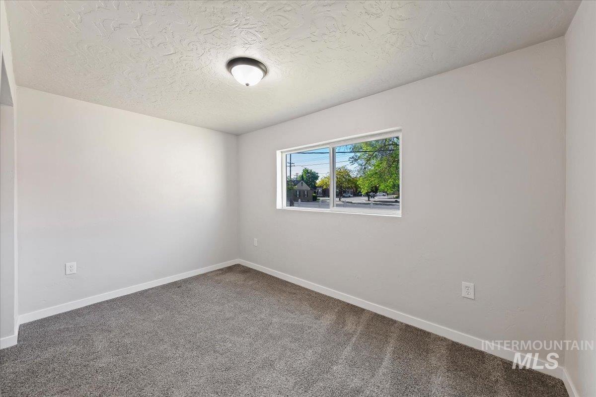 4705 W Freemont, Boise, Idaho 83706, 2 Bedrooms, 1 Bathroom, Residential For Sale, Price $150,000,MLS 98985990