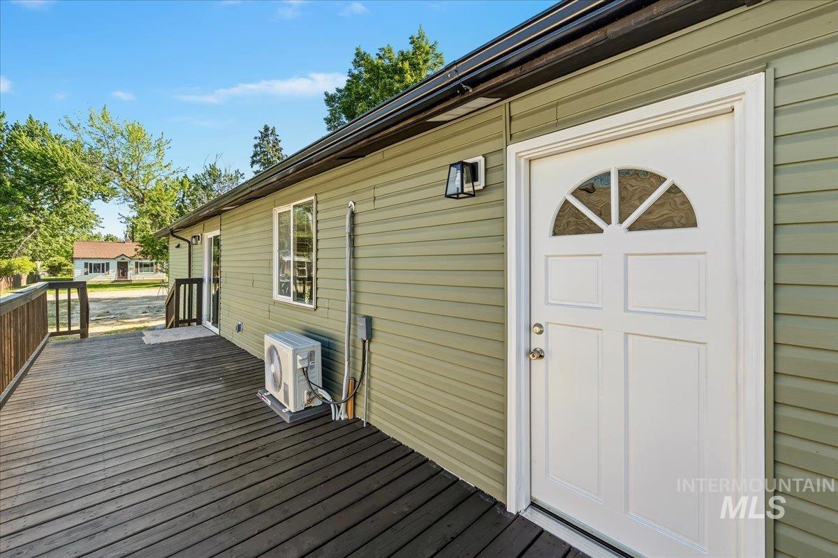 4705 W Freemont, Boise, Idaho 83706, 2 Bedrooms, 1 Bathroom, Residential For Sale, Price $150,000,MLS 98985990
