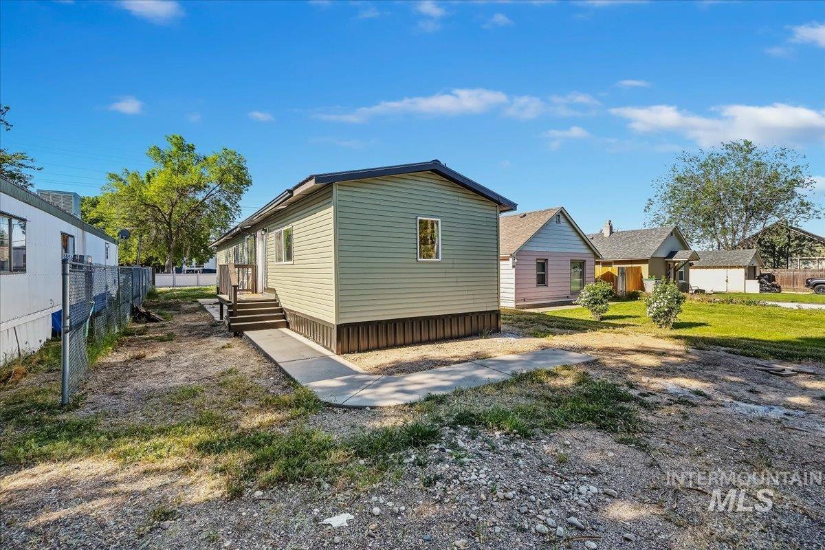 4705 W Freemont, Boise, Idaho 83706, 2 Bedrooms, 1 Bathroom, Residential For Sale, Price $150,000,MLS 98985990