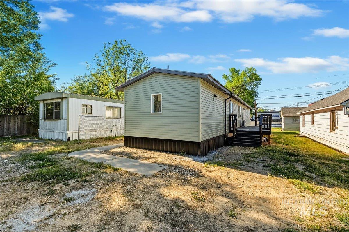4705 W Freemont, Boise, Idaho 83706, 2 Bedrooms, 1 Bathroom, Residential For Sale, Price $150,000,MLS 98985990