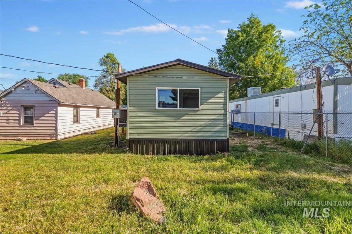4705 W Freemont, Boise, Idaho 83706, 2 Bedrooms, 1 Bathroom, Residential For Sale, Price $150,000,MLS 98985990