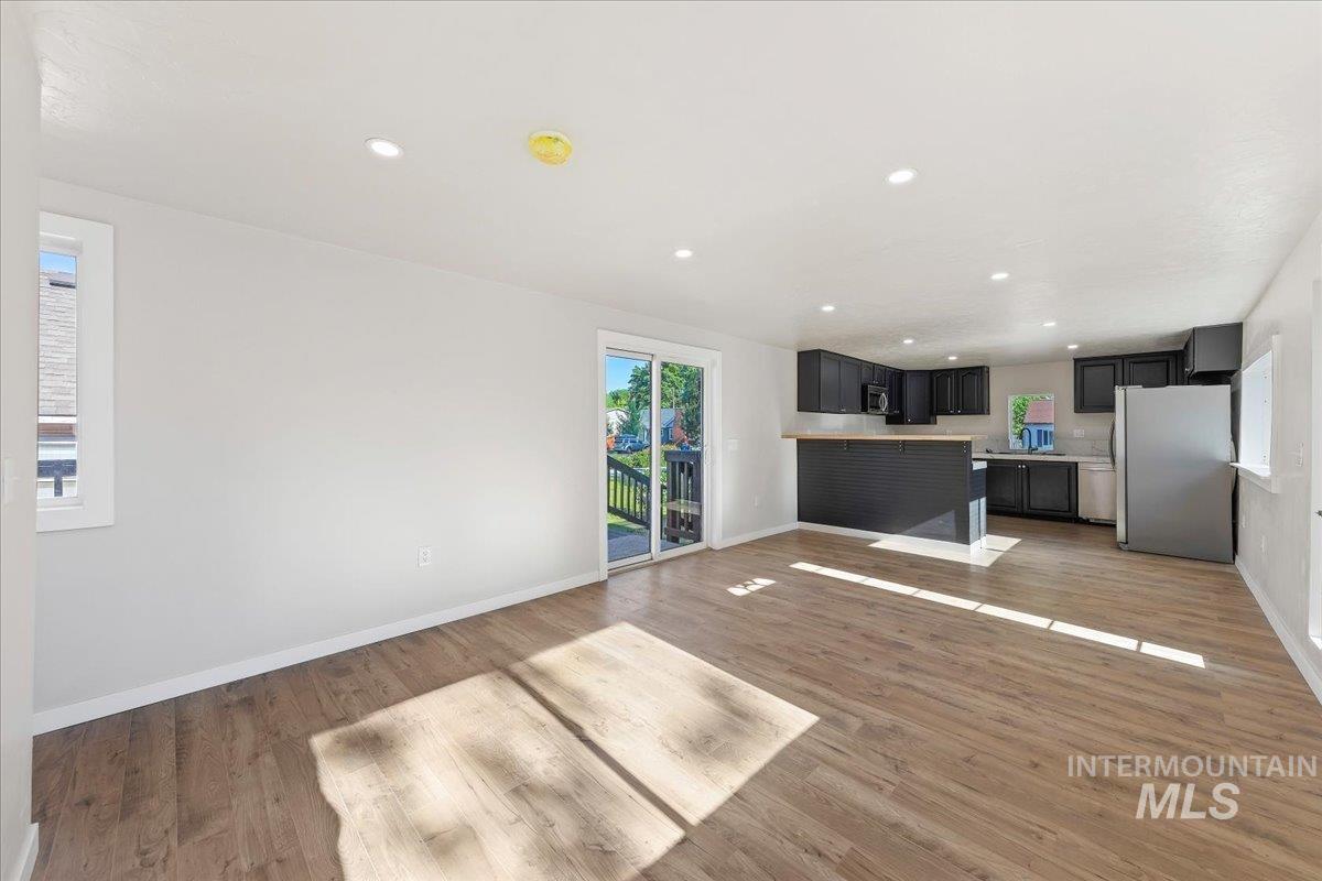 4705 W Freemont, Boise, Idaho 83706, 2 Bedrooms, 1 Bathroom, Residential For Sale, Price $150,000,MLS 98985990