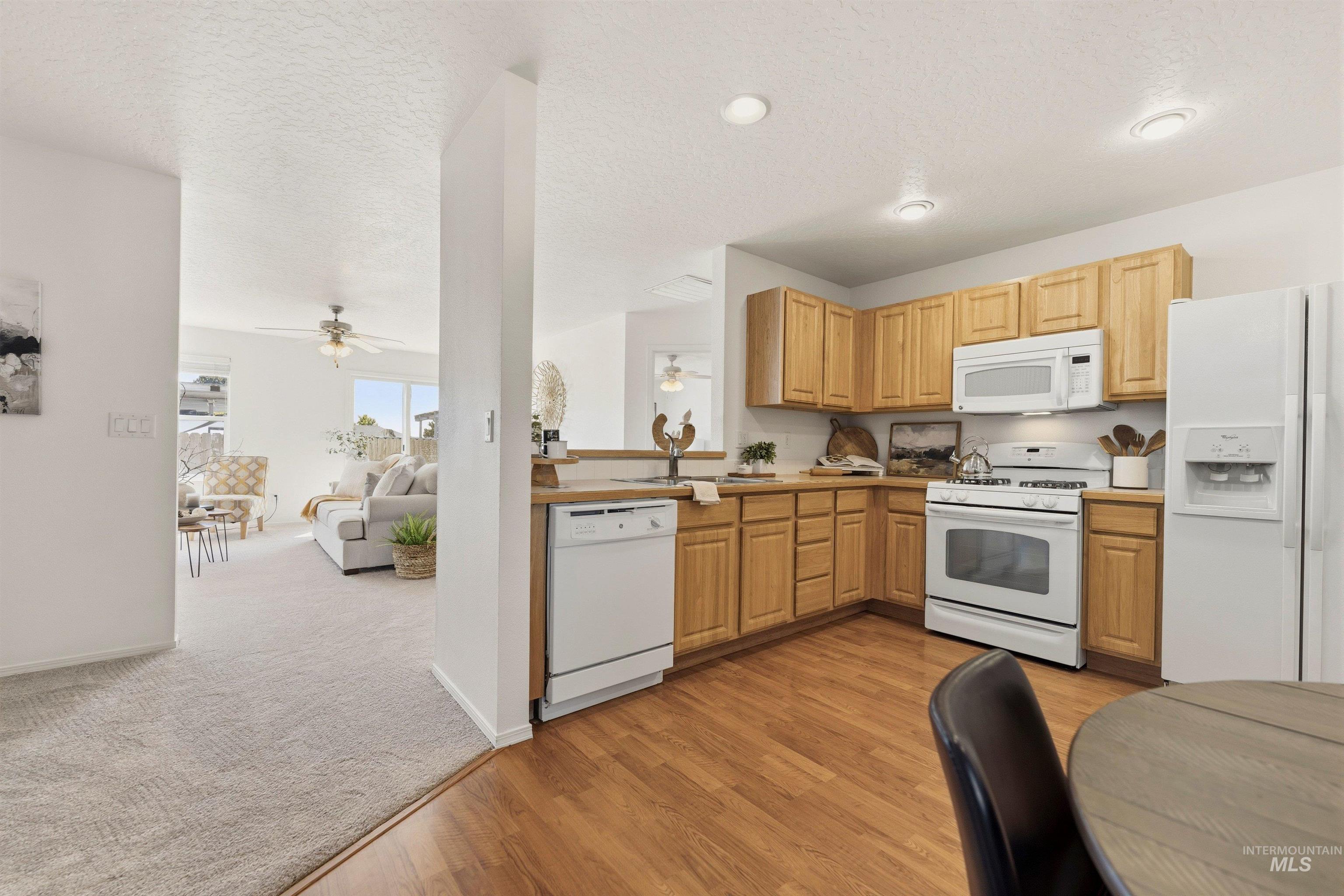 204 Bridgeport Avenue, Caldwell, Idaho 83605, 3 Bedrooms, 2 Bathrooms, Residential For Sale, Price $349,900,MLS 98985991
