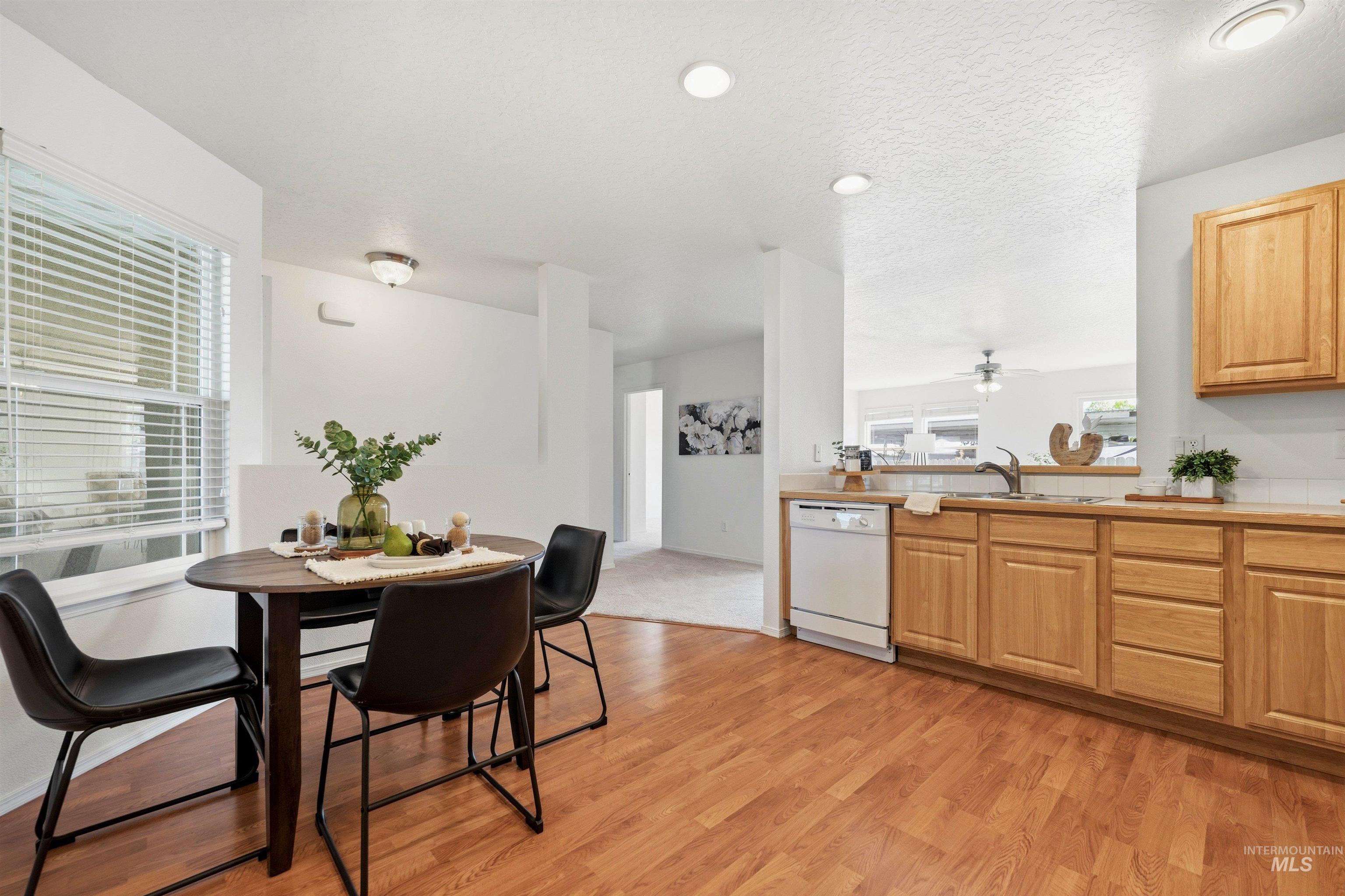 204 Bridgeport Avenue, Caldwell, Idaho 83605, 3 Bedrooms, 2 Bathrooms, Residential For Sale, Price $349,900,MLS 98985991
