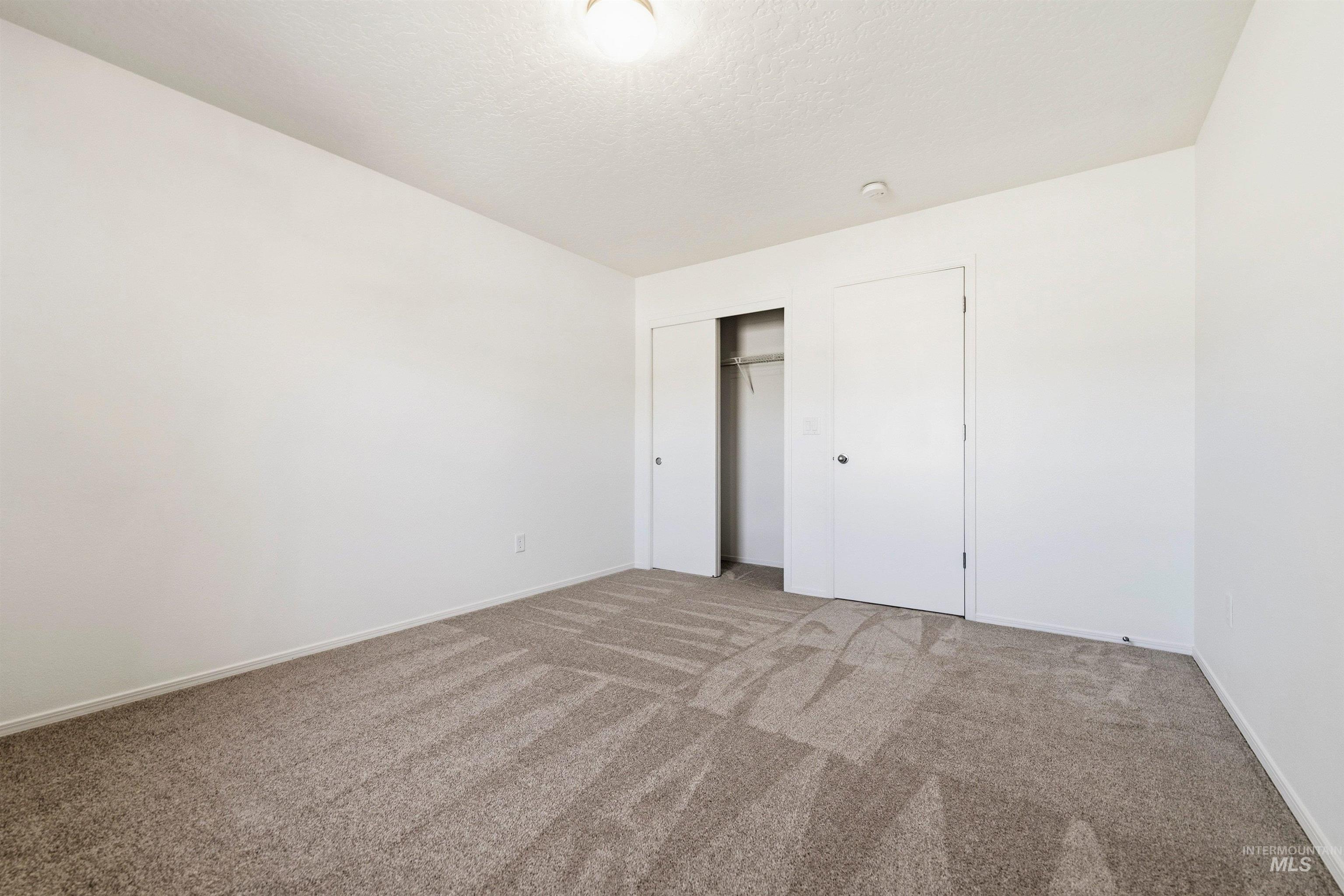 204 Bridgeport Avenue, Caldwell, Idaho 83605, 3 Bedrooms, 2 Bathrooms, Residential For Sale, Price $349,900,MLS 98985991