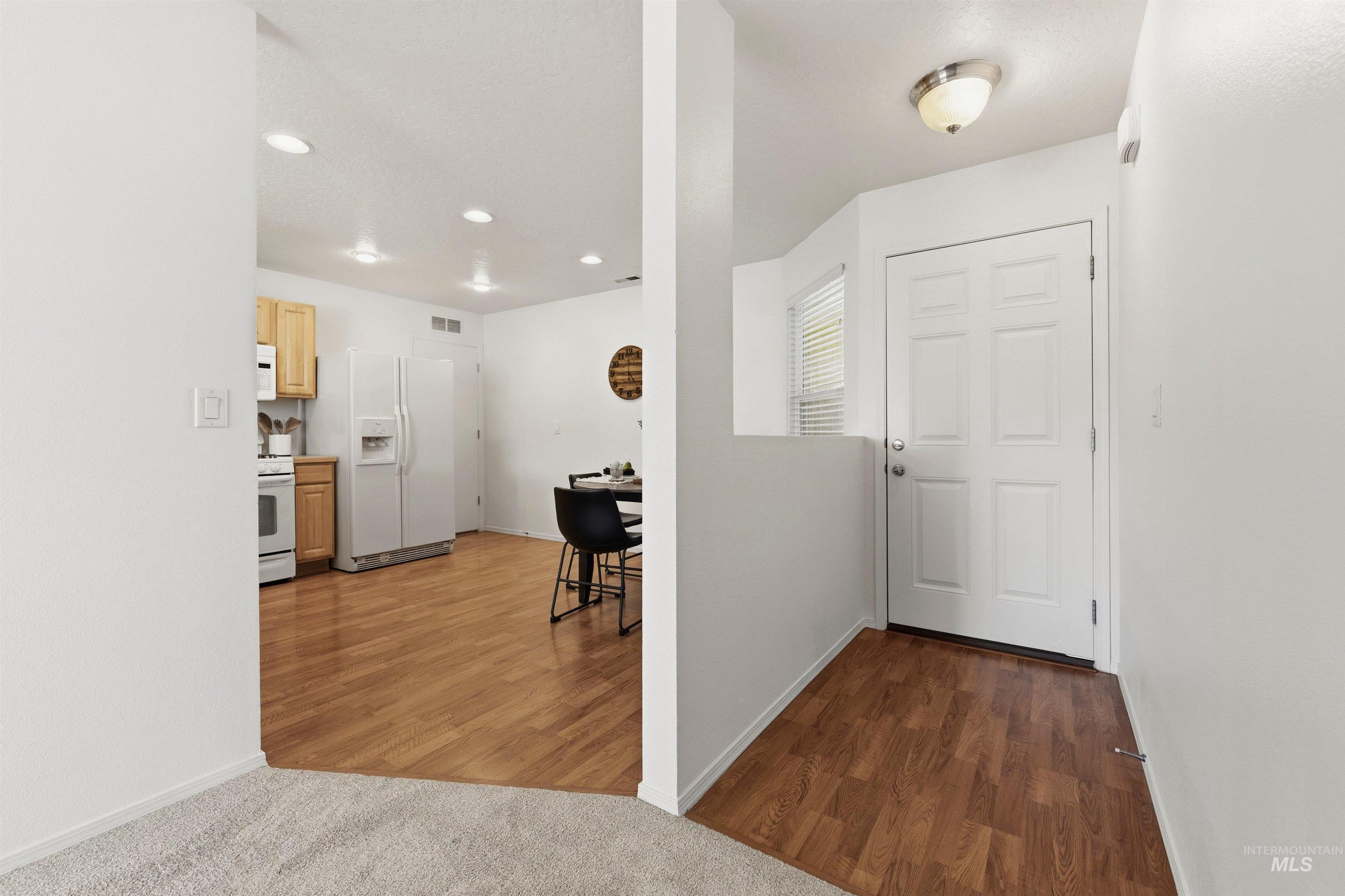 204 Bridgeport Avenue, Caldwell, Idaho 83605, 3 Bedrooms, 2 Bathrooms, Residential For Sale, Price $349,900,MLS 98985991