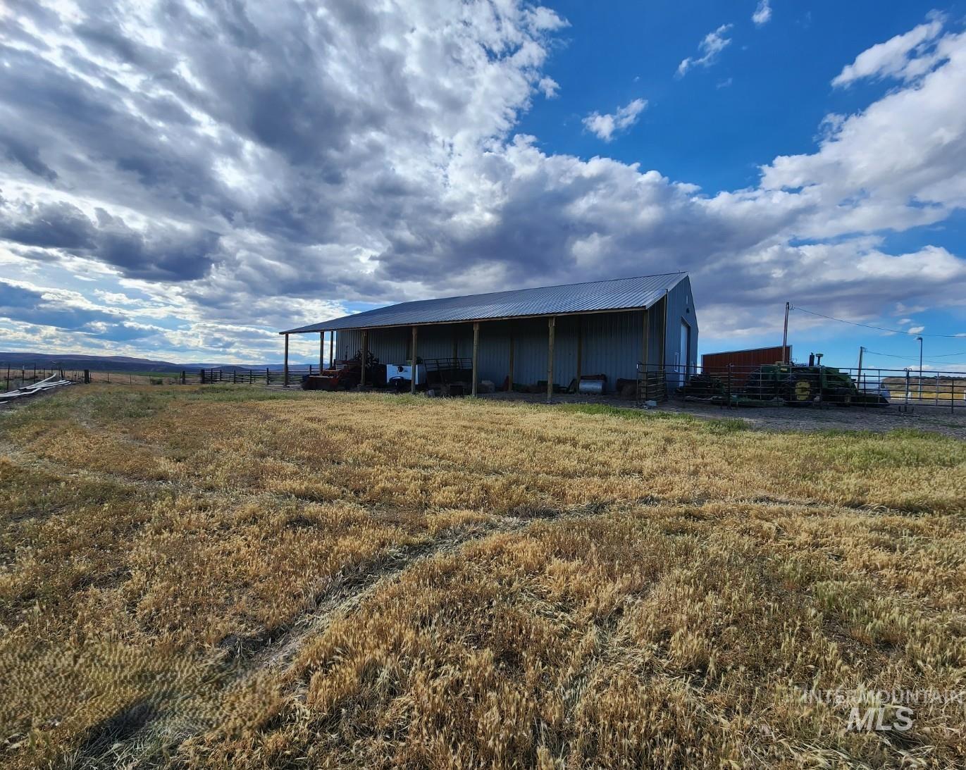 3897 W Elm Road, Vale, Oregon 97918, 5 Bedrooms, 3 Bathrooms, Farm & Ranch For Sale, Price $4,250,000,MLS 98985992