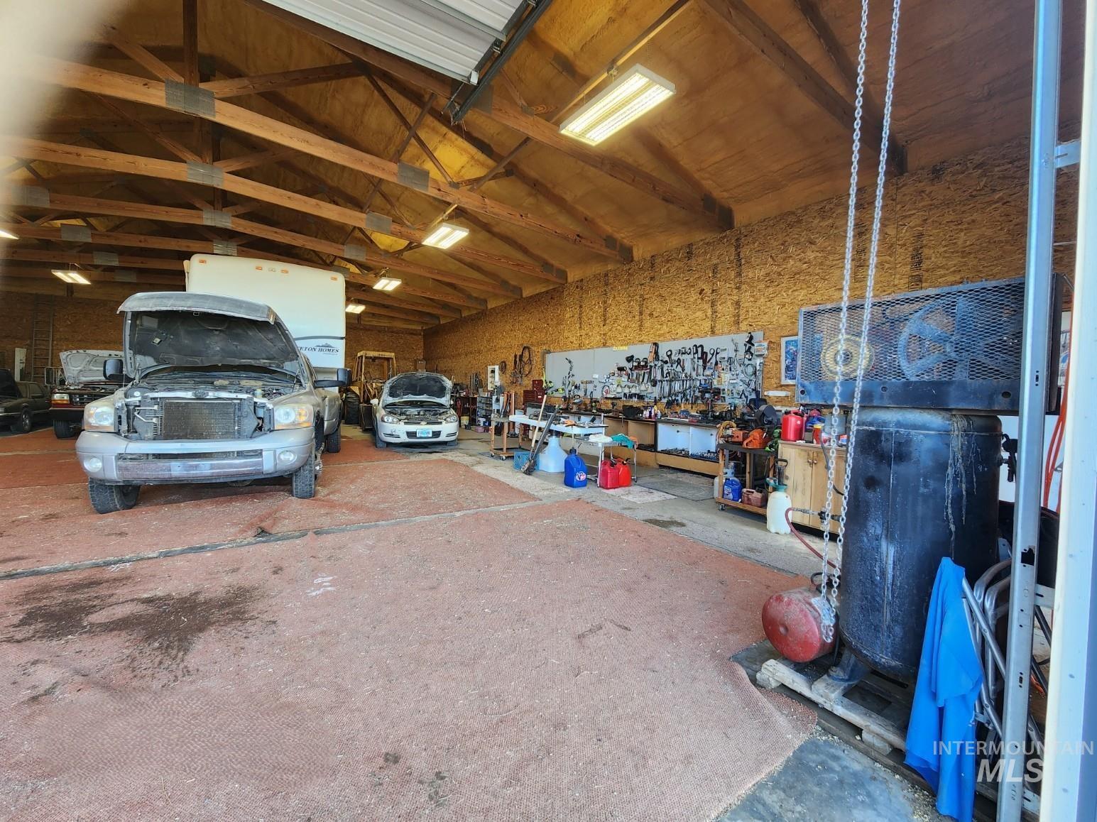 3897 W Elm Road, Vale, Oregon 97918, 5 Bedrooms, 3 Bathrooms, Farm & Ranch For Sale, Price $4,250,000,MLS 98985992
