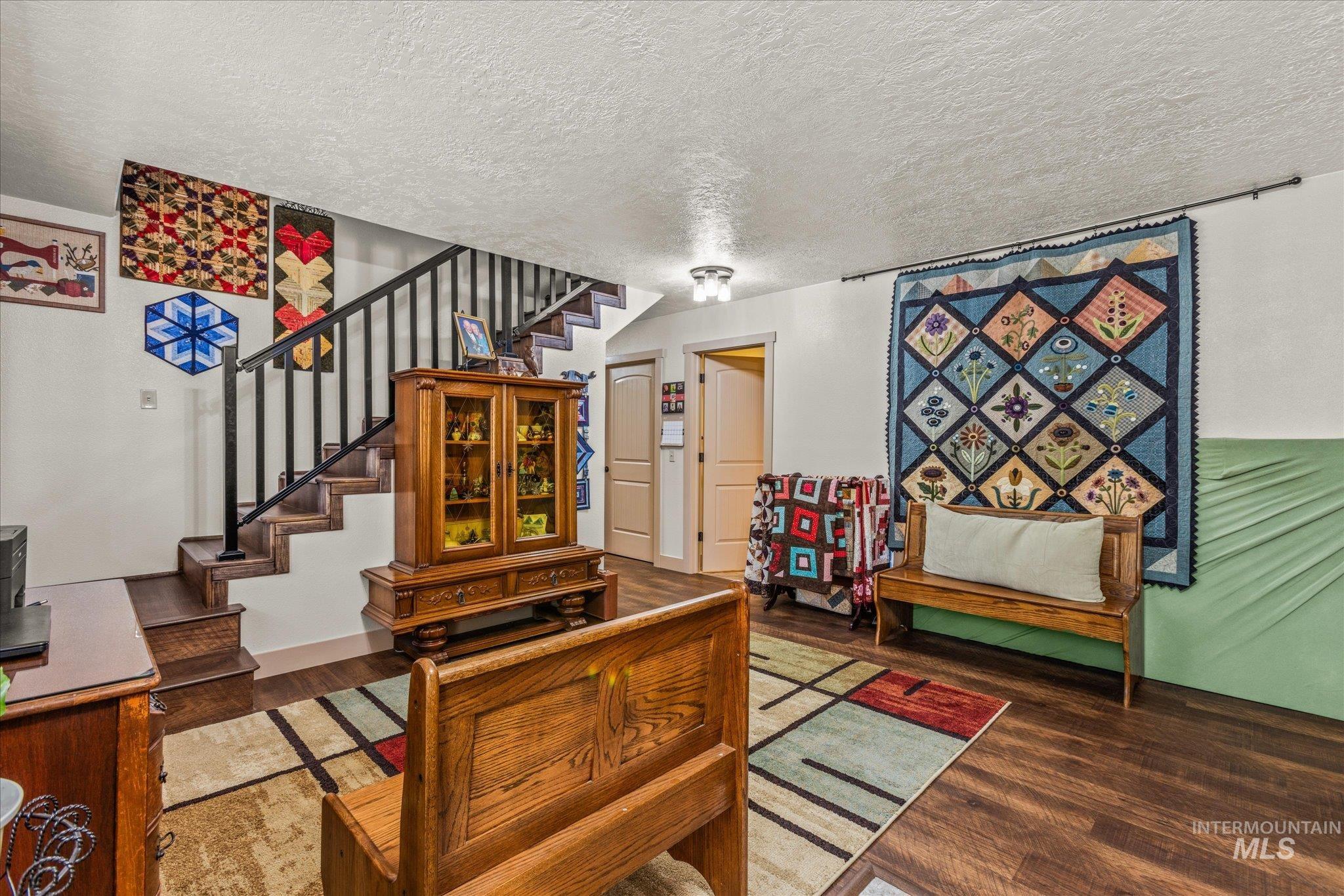 1 Sunset Trail, Banks, Idaho 83602, 5 Bedrooms, 3 Bathrooms, Residential For Sale, Price $699,900, 98986003