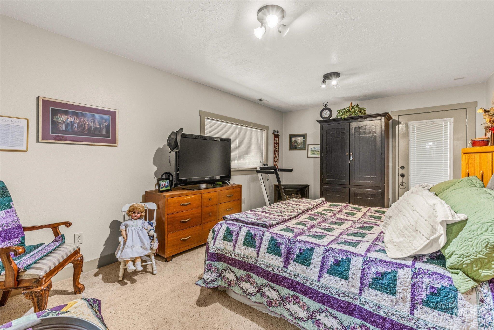 1 Sunset Trail, Banks, Idaho 83602, 5 Bedrooms, 3 Bathrooms, Residential For Sale, Price $699,900, 98986003