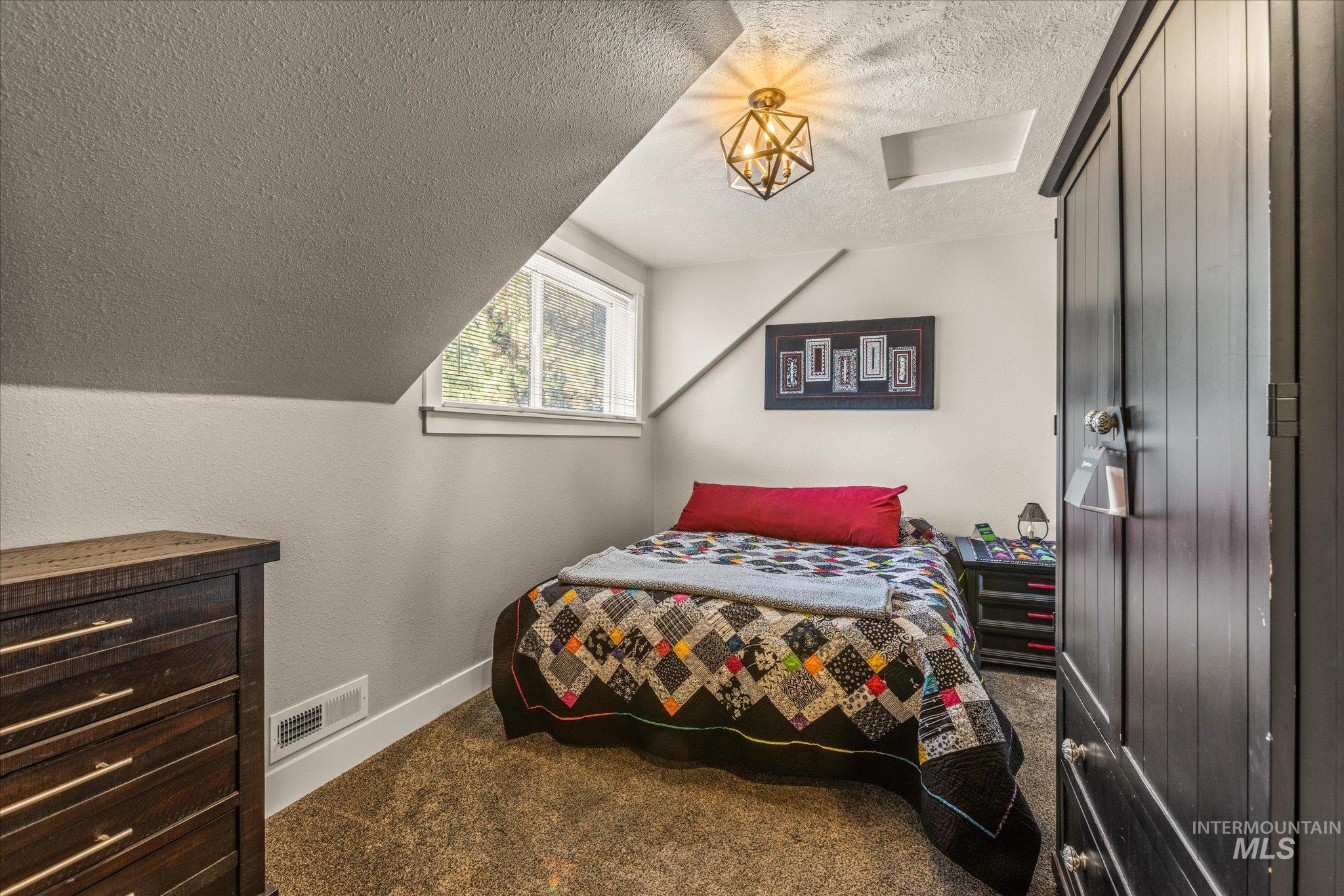 1 Sunset Trail, Banks, Idaho 83602, 5 Bedrooms, 3 Bathrooms, Residential For Sale, Price $699,900, 98986003