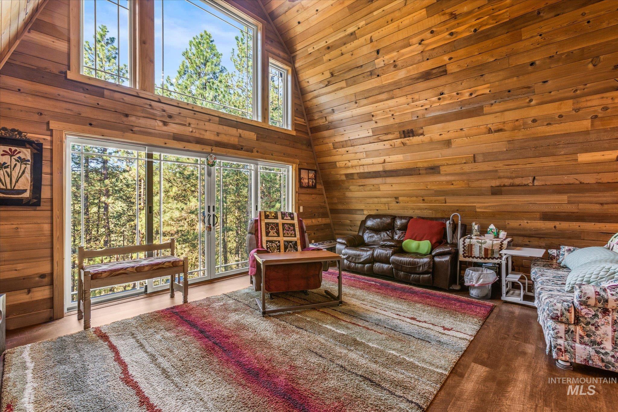 1 Sunset Trail, Banks, Idaho 83602, 5 Bedrooms, 3 Bathrooms, Residential For Sale, Price $699,900, 98986003