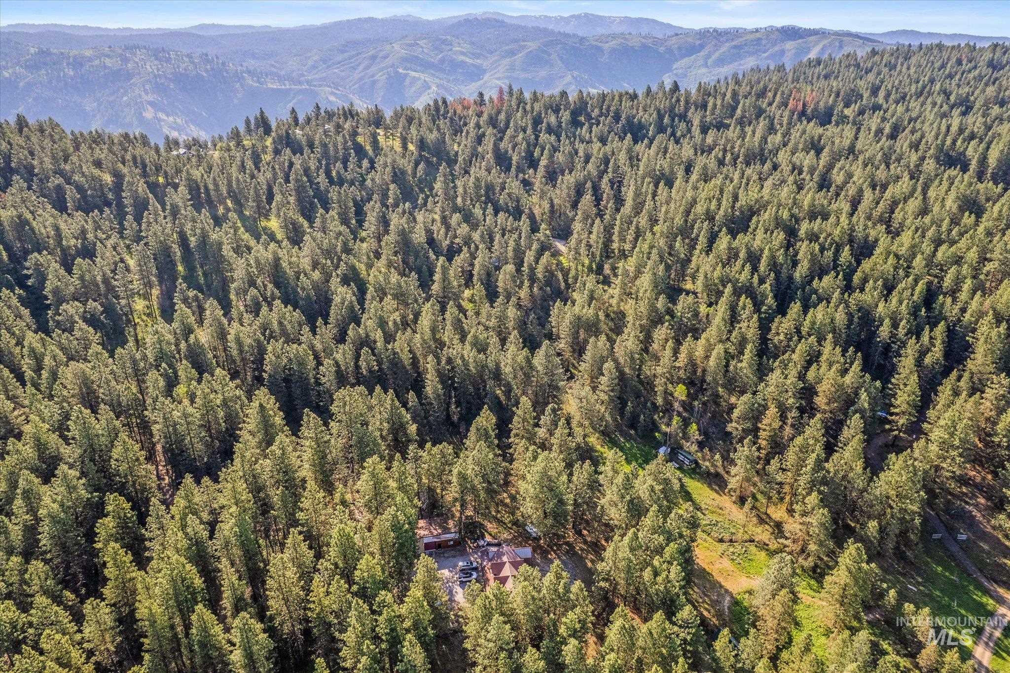 1 Sunset Trail, Banks, Idaho 83602, 5 Bedrooms, 3 Bathrooms, Residential For Sale, Price $699,900, 98986003
