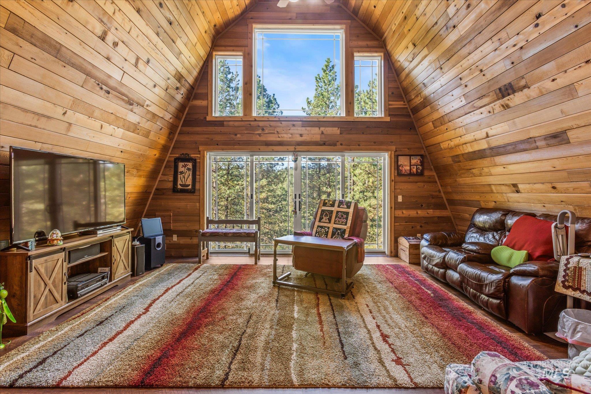 1 Sunset Trail, Banks, Idaho 83602, 5 Bedrooms, 3 Bathrooms, Residential For Sale, Price $699,900, 98986003