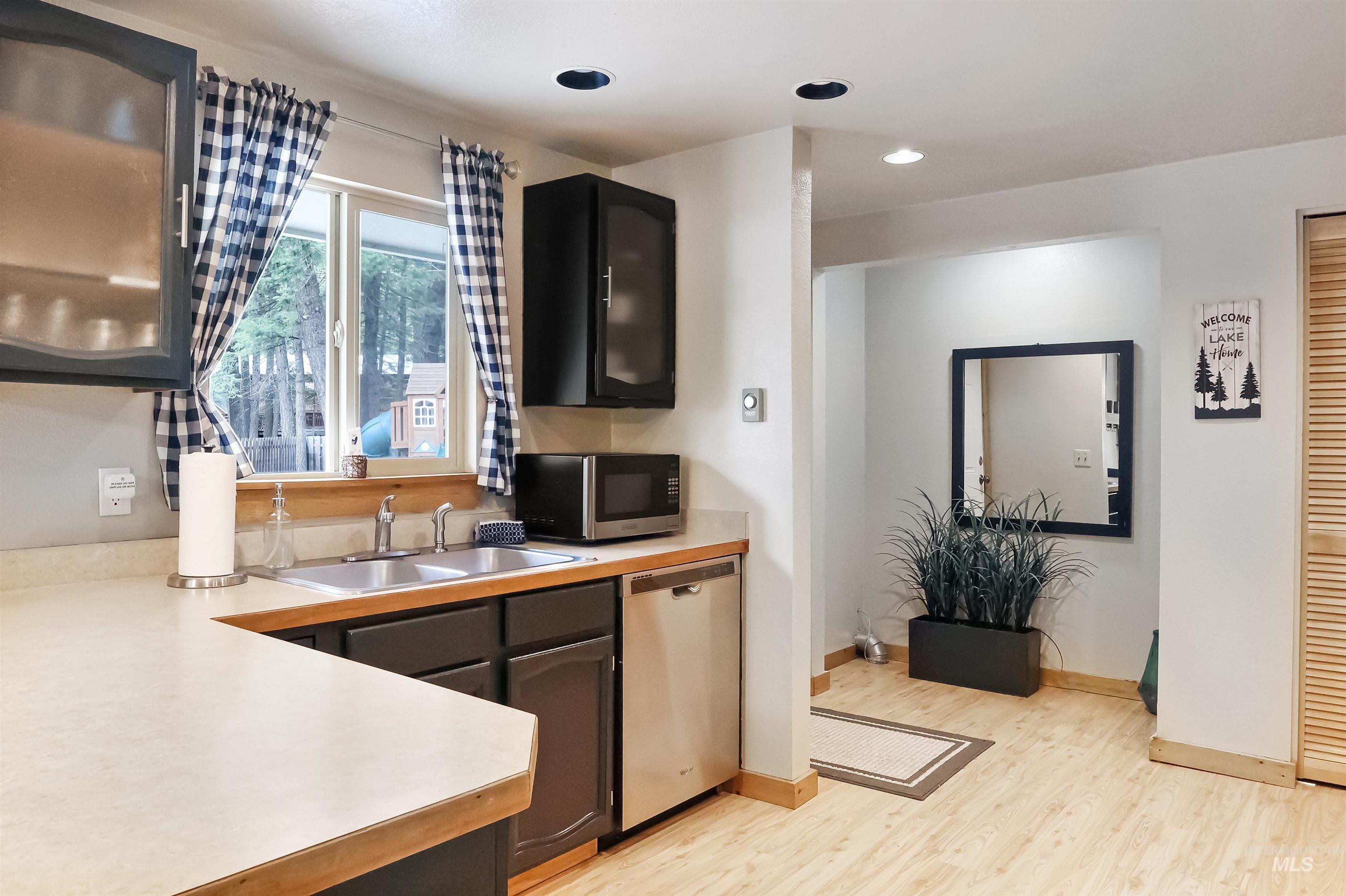 305 Gabi Lane, McCall, Idaho 83642, 4 Bedrooms, 3 Bathrooms, Residential For Sale, Price $735,000, 98986006