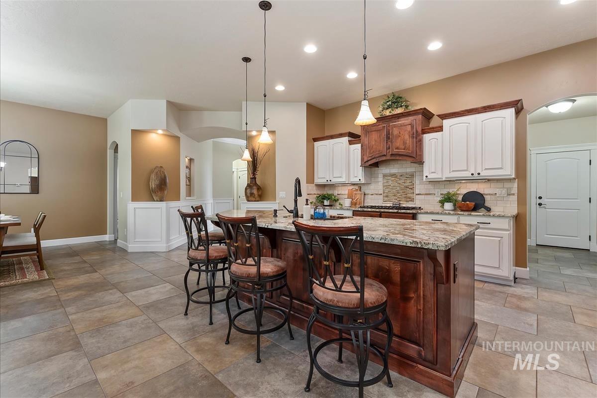4710 W Montage Dr, Eagle, Idaho 83616, 3 Bedrooms, 2.5 Bathrooms, Residential For Sale, Price $939,900, 98986008