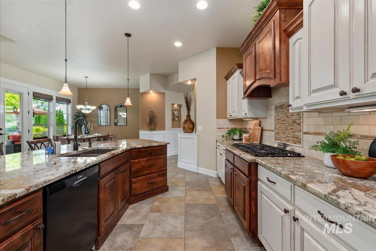 4710 W Montage Dr, Eagle, Idaho 83616, 3 Bedrooms, 2.5 Bathrooms, Residential For Sale, Price $939,900, 98986008