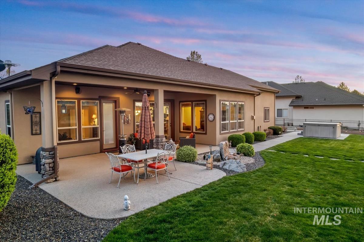 4710 W Montage Dr, Eagle, Idaho 83616, 3 Bedrooms, 2.5 Bathrooms, Residential For Sale, Price $939,900, 98986008
