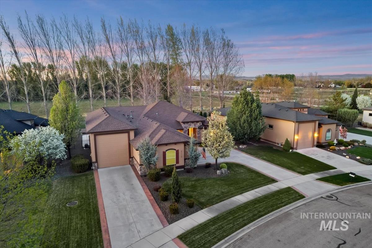 4710 W Montage Dr, Eagle, Idaho 83616, 3 Bedrooms, 2.5 Bathrooms, Residential For Sale, Price $939,900, 98986008