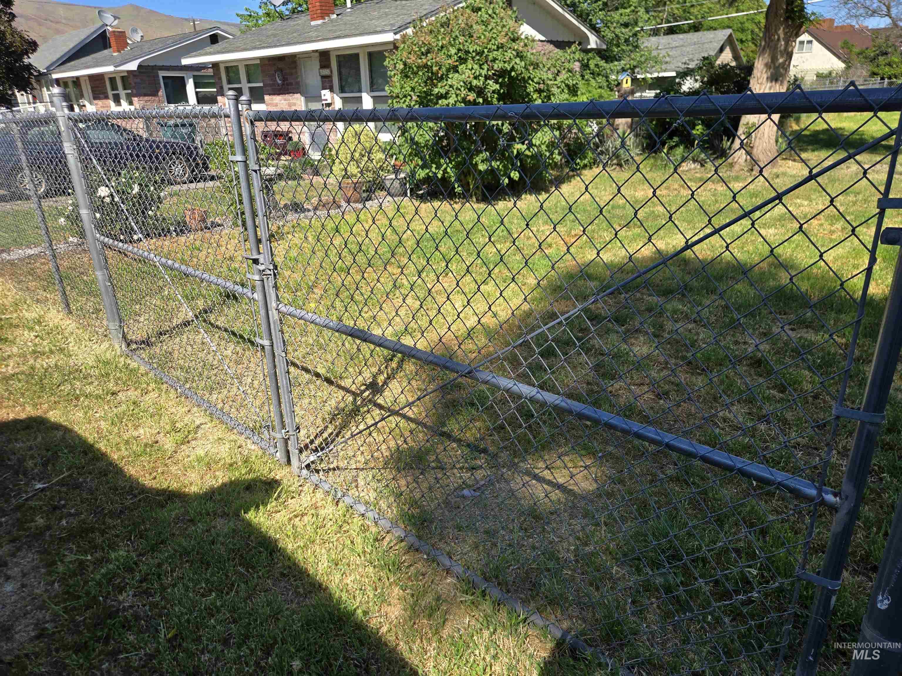 621 7th Street, Clarkston, Washington 99403, 2 Bedrooms, 1 Bathroom, Residential For Sale, Price $235,000, 98986010