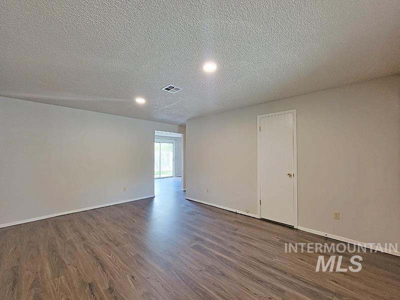2061/2063 S Colorado Ave, Boise, Idaho 83706, 3 Bedrooms, 1 Bathroom, Residential Income For Sale, Price $569,900, 98986014