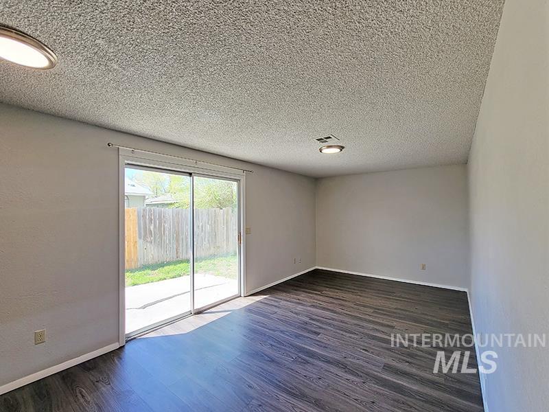 2061/2063 S Colorado Ave, Boise, Idaho 83706, 3 Bedrooms, 1 Bathroom, Residential Income For Sale, Price $569,900, 98986014