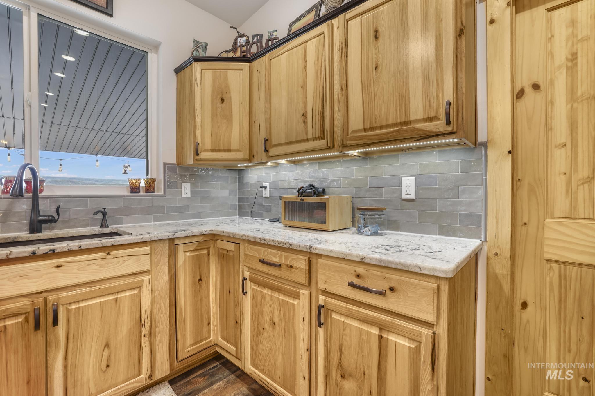 2527 E 1700 N 2527 E 1700 N, Rogerson, Idaho 83302, 3 Bedrooms, 2 Bathrooms, Residential For Sale, Price $849,900, 98986017