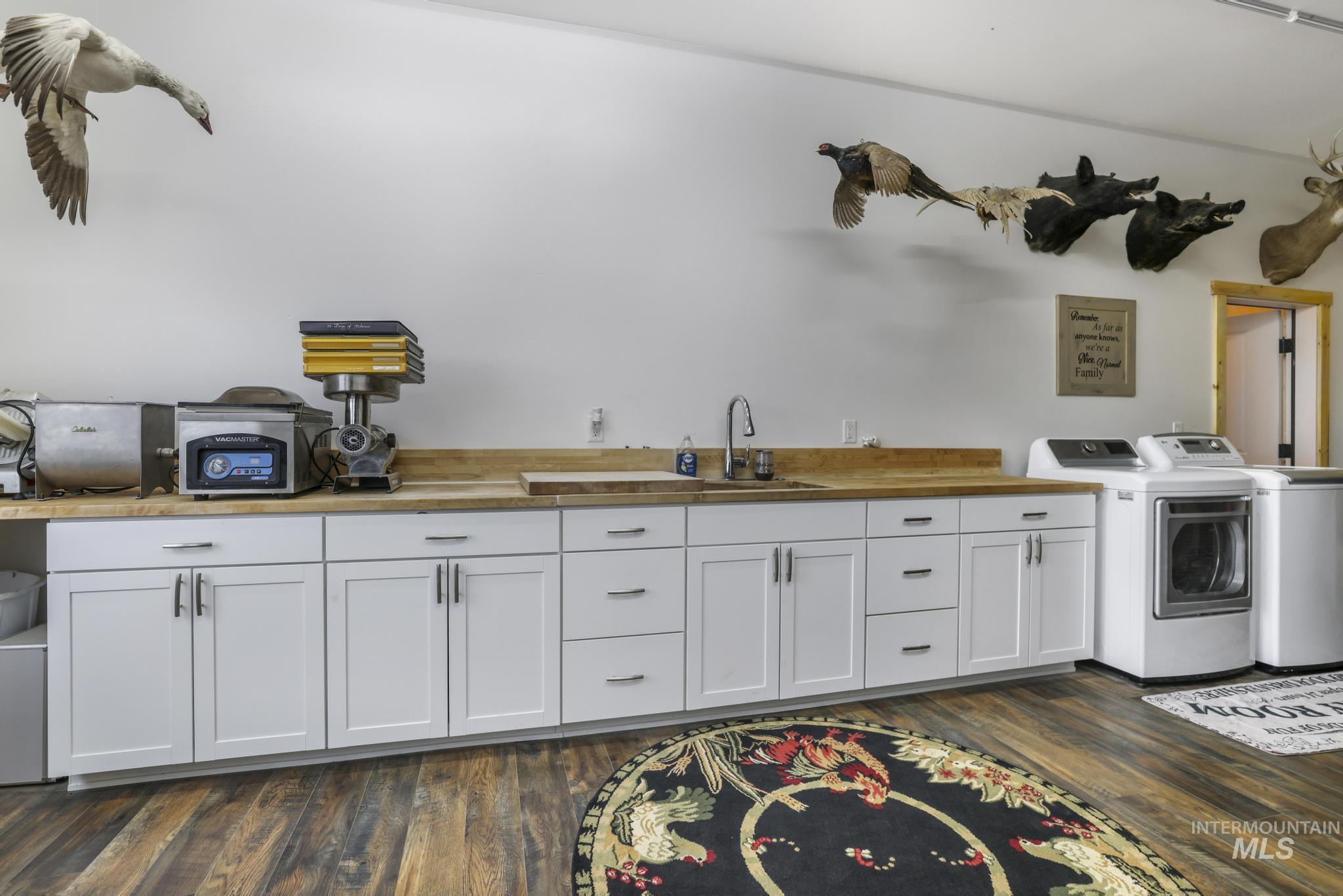 2527 E 1700 N 2527 E 1700 N, Rogerson, Idaho 83302, 3 Bedrooms, 2 Bathrooms, Residential For Sale, Price $849,900, 98986017