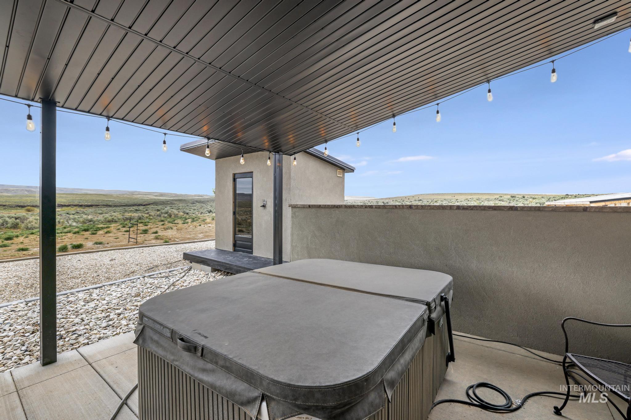 2527 E 1700 N 2527 E 1700 N, Rogerson, Idaho 83302, 3 Bedrooms, 2 Bathrooms, Residential For Sale, Price $849,900, 98986017