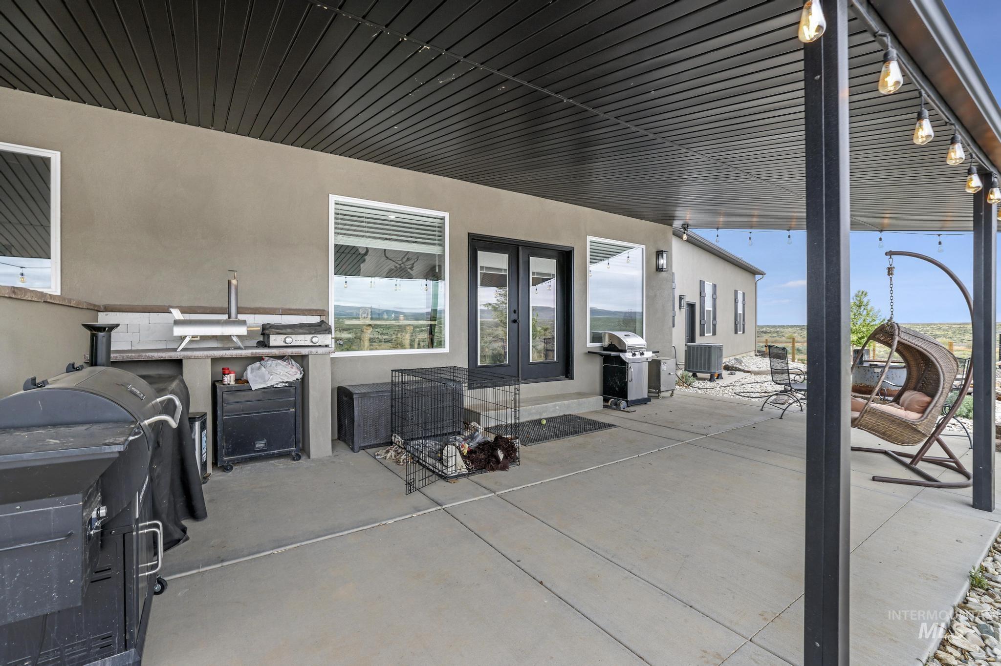2527 E 1700 N 2527 E 1700 N, Rogerson, Idaho 83302, 3 Bedrooms, 2 Bathrooms, Residential For Sale, Price $849,900, 98986017