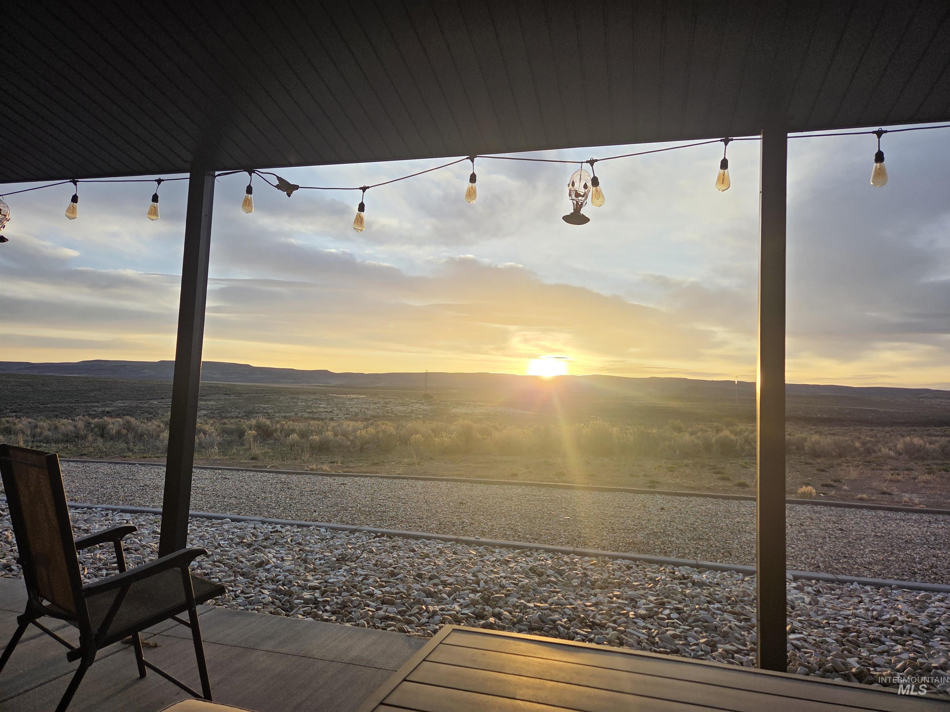 2527 E 1700 N 2527 E 1700 N, Rogerson, Idaho 83302, 3 Bedrooms, 2 Bathrooms, Residential For Sale, Price $849,900, 98986017