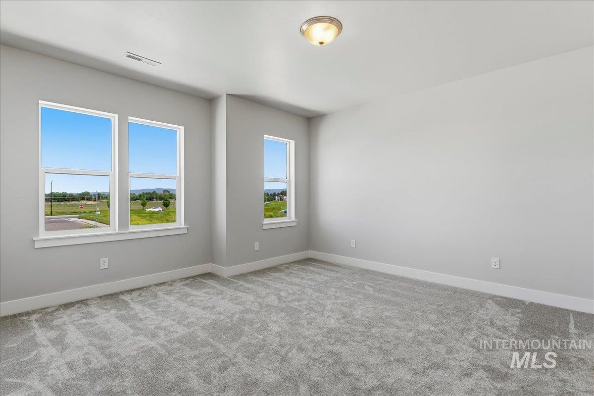 1041 W Malbar St., Meridian, Idaho 83646, 5 Bedrooms, 4 Bathrooms, Residential For Sale, Price $789,900, 98986022