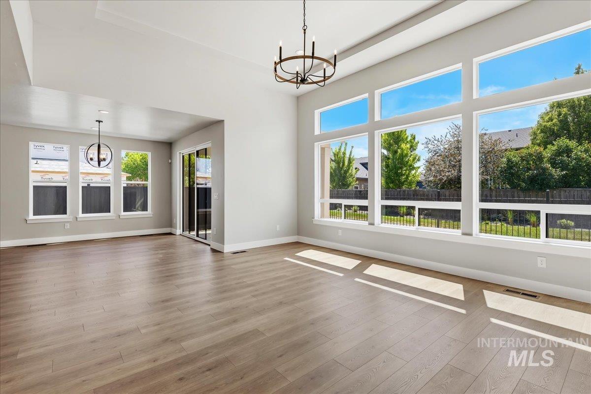 1041 W Malbar St., Meridian, Idaho 83646, 5 Bedrooms, 4 Bathrooms, Residential For Sale, Price $789,900, 98986022
