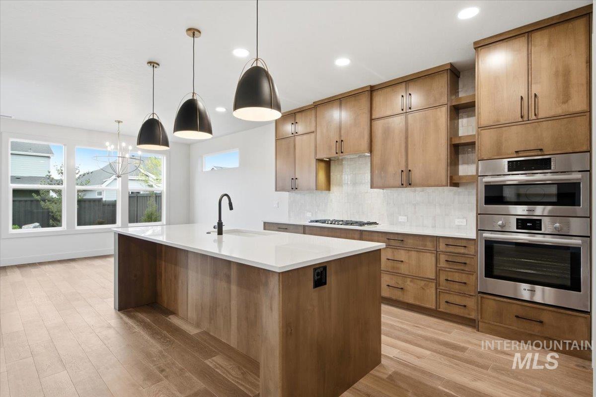 833 E Crescendo St, Meridian, Idaho 83642, 3 Bedrooms, 2.5 Bathrooms, Residential For Sale, Price $699,900, 98986023