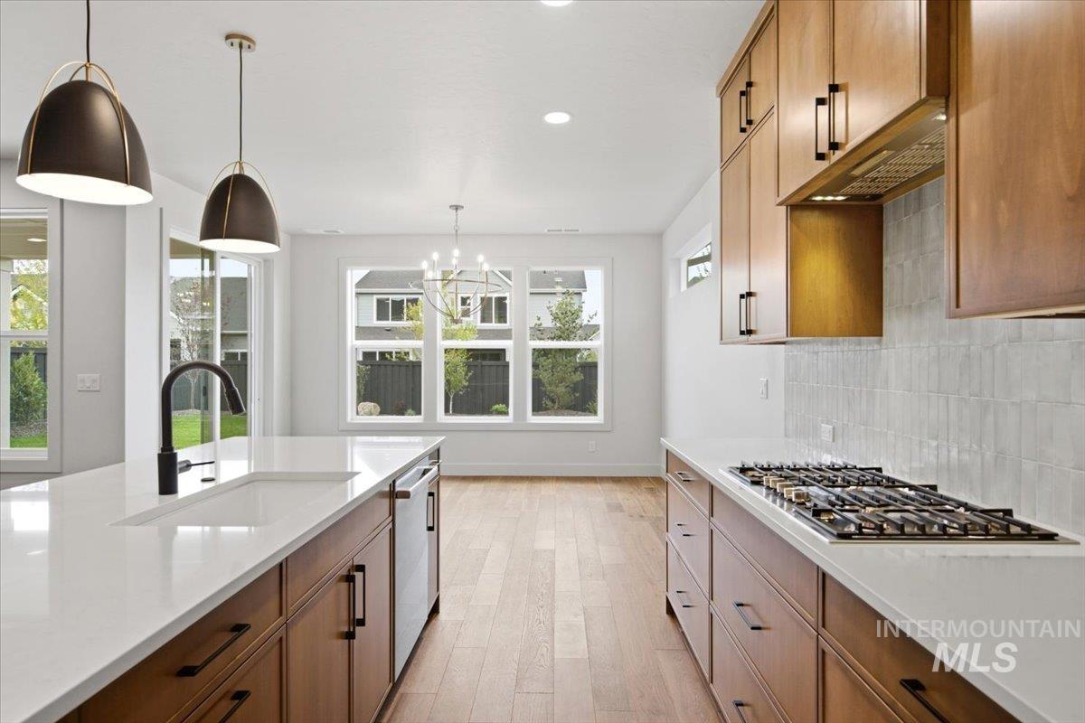 833 E Crescendo St, Meridian, Idaho 83642, 3 Bedrooms, 2.5 Bathrooms, Residential For Sale, Price $699,900, 98986023