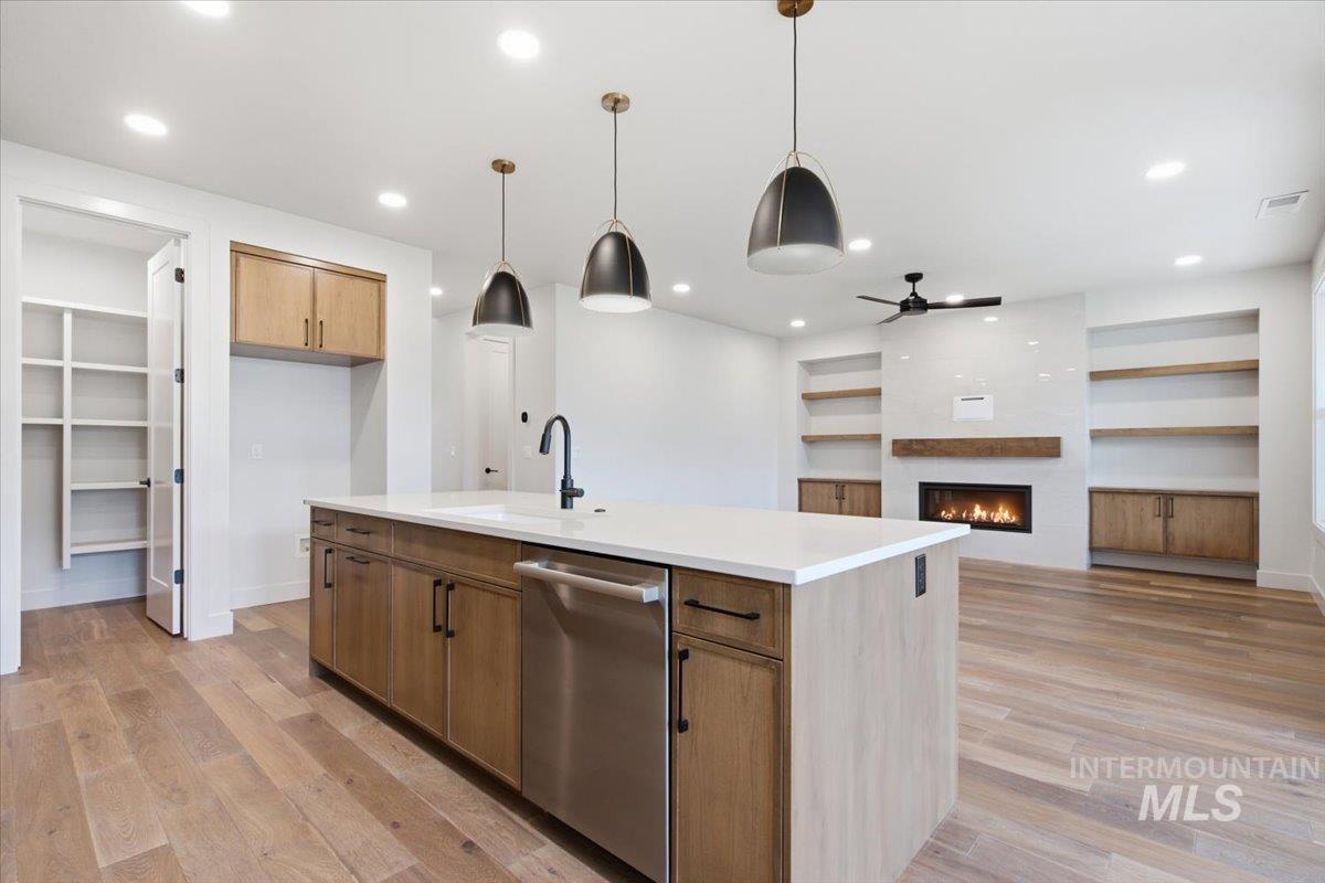 833 E Crescendo St, Meridian, Idaho 83642, 3 Bedrooms, 2.5 Bathrooms, Residential For Sale, Price $699,900, 98986023