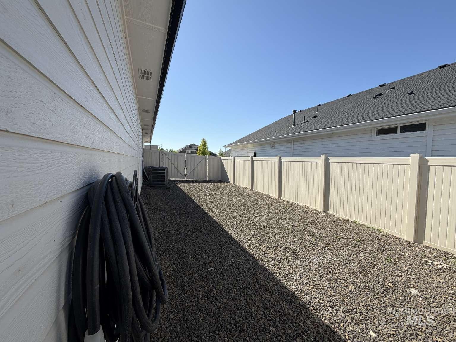 16512 Breton Way, Caldwell, Idaho 83607, 3 Bedrooms, 2 Bathrooms, Residential For Sale, Price $405,000, 98986024