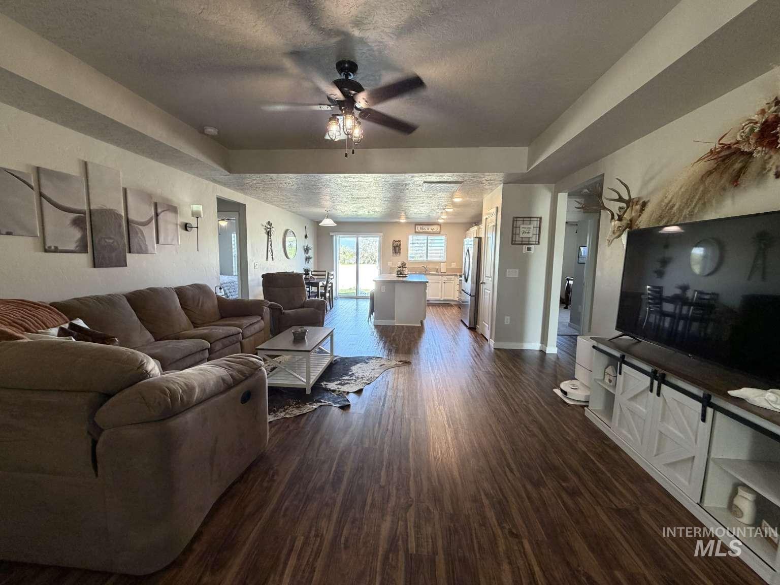 16512 Breton Way, Caldwell, Idaho 83607, 3 Bedrooms, 2 Bathrooms, Residential For Sale, Price $405,000, 98986024