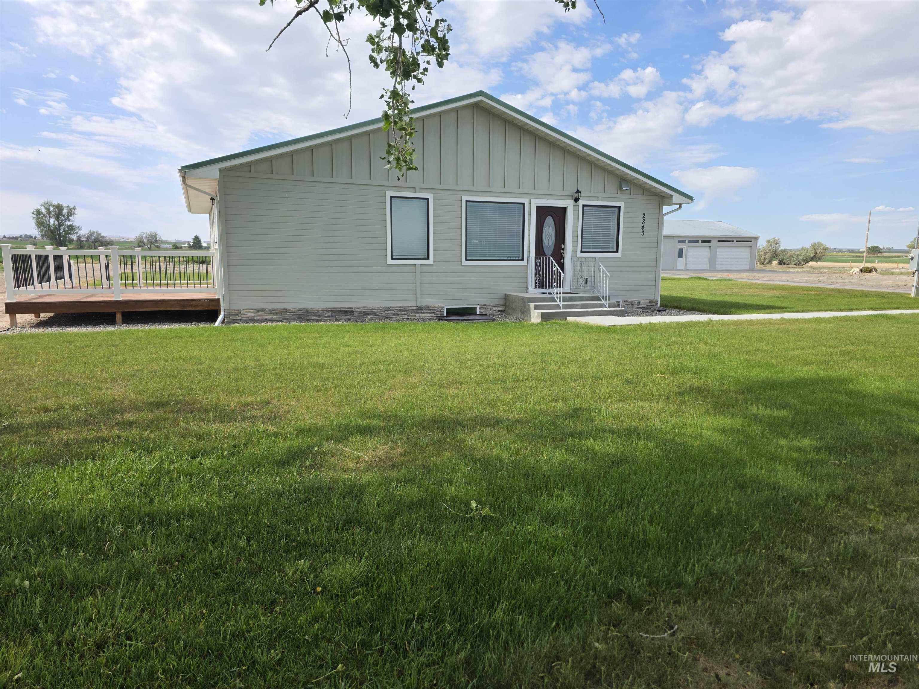 2843 E 3500 N., Twin Falls, Idaho 83301, 4 Bedrooms, 2 Bathrooms, Residential For Sale, Price $590,000, 98986026