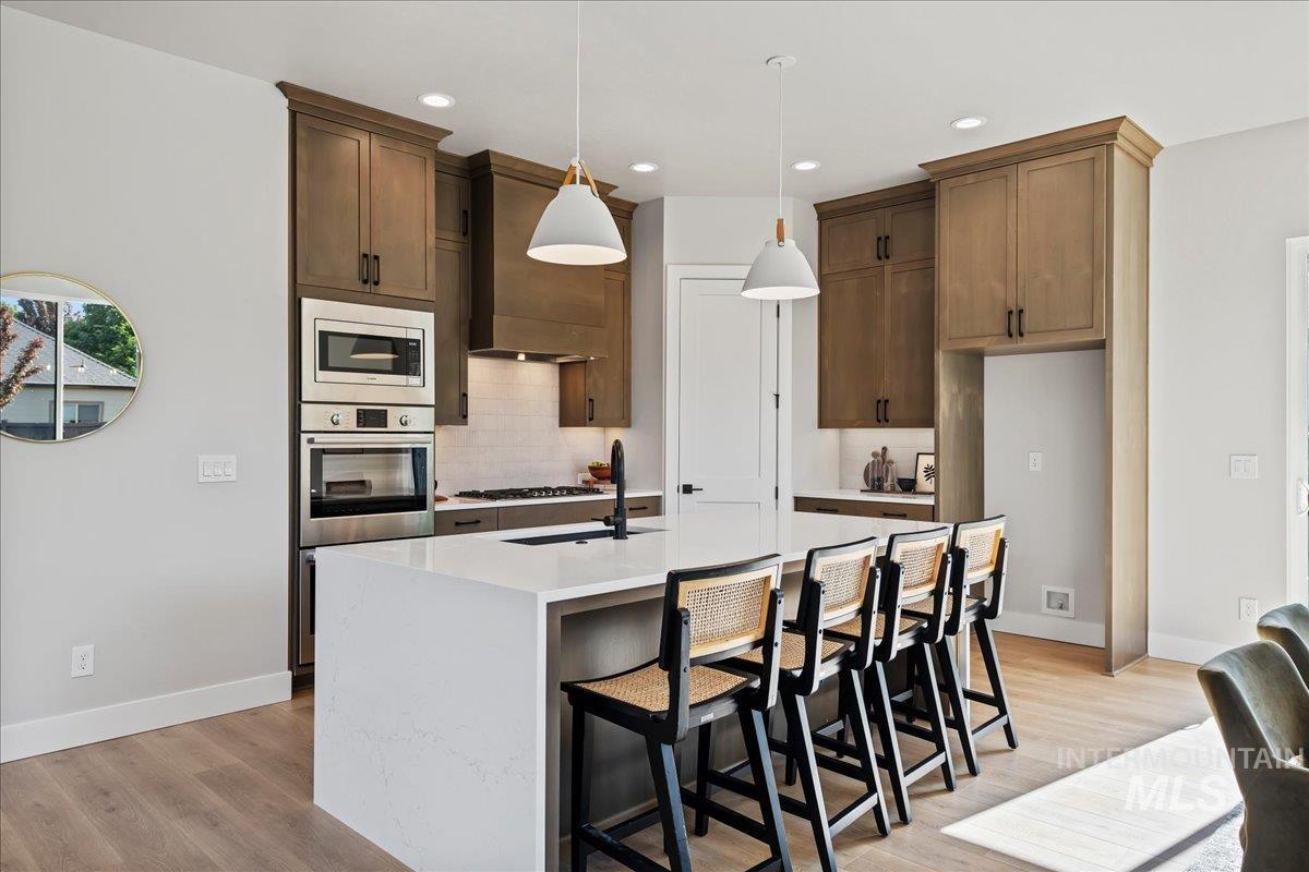 985 W Malbar St., Meridian, Idaho 83646, 4 Bedrooms, 3 Bathrooms, Residential For Sale, Price $774,900, 98986027