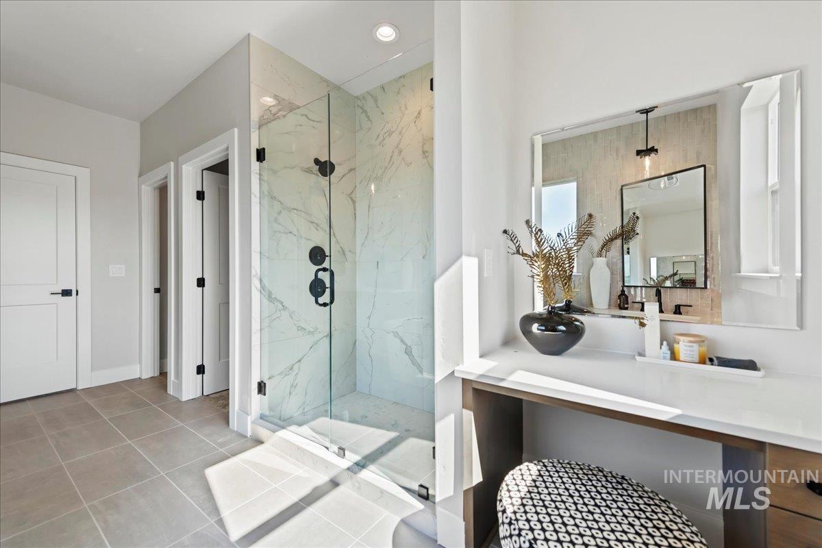 985 W Malbar St., Meridian, Idaho 83646, 4 Bedrooms, 3 Bathrooms, Residential For Sale, Price $774,900, 98986027