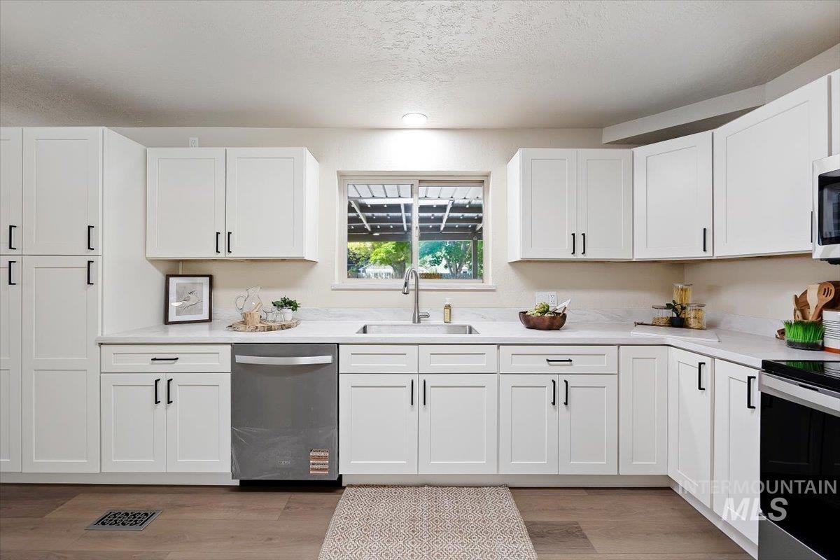 151 Fillmore St, Twin Falls, Idaho 83301, 4 Bedrooms, 3 Bathrooms, Residential For Sale, Price $450,000, 98986032