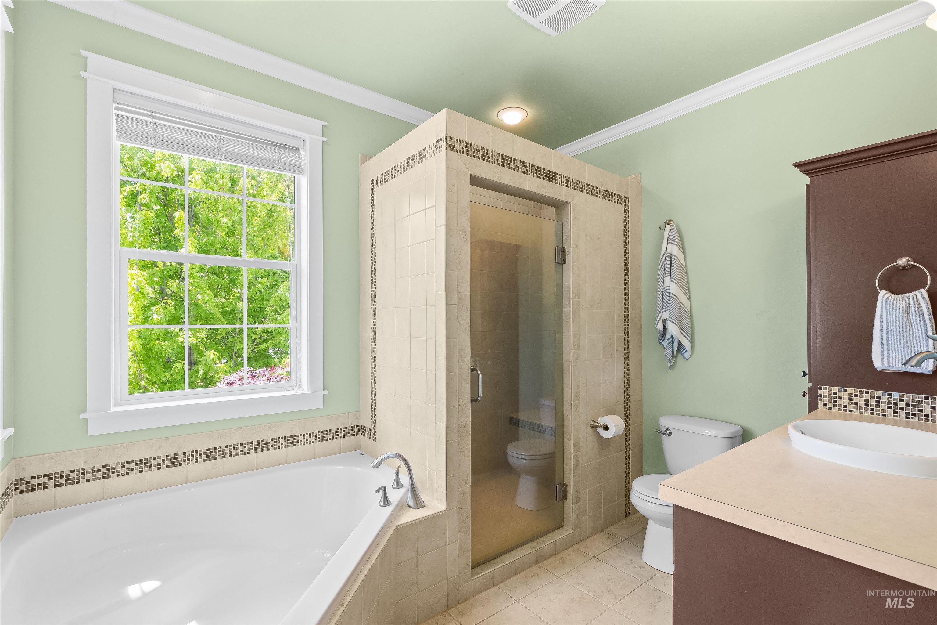 1617 Pine Cone Rd, Moscow, Idaho 83843, 3 Bedrooms, 3 Bathrooms, Residential For Sale, Price $697,000, 98986035